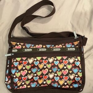 Rare Retired Rainbow Hearts LeSportSac Deluxe Everyday Messenger Crossbody Bag